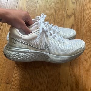 Women’s Nike ZoomX White Sneakers Size 9.5